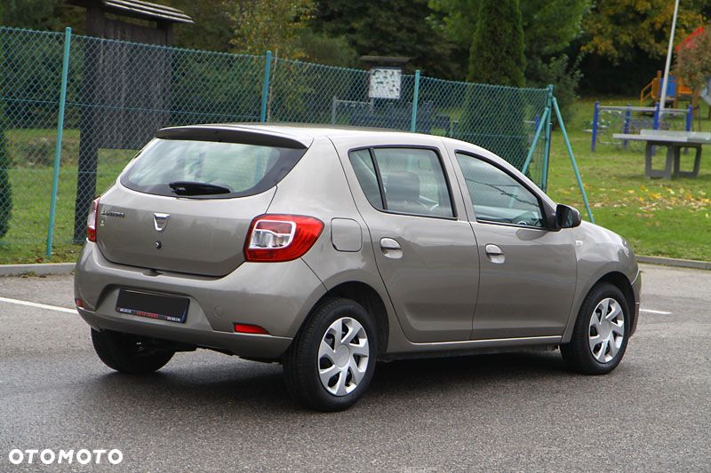 Dacia Sandero 1.2 16V - 2