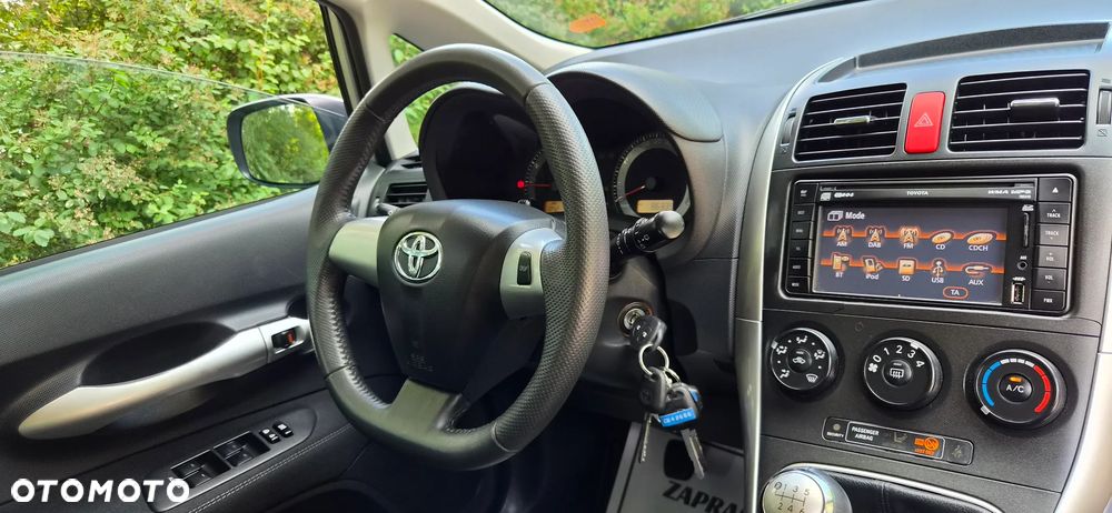 Toyota Auris 1.6 Valvematic Edition - 26