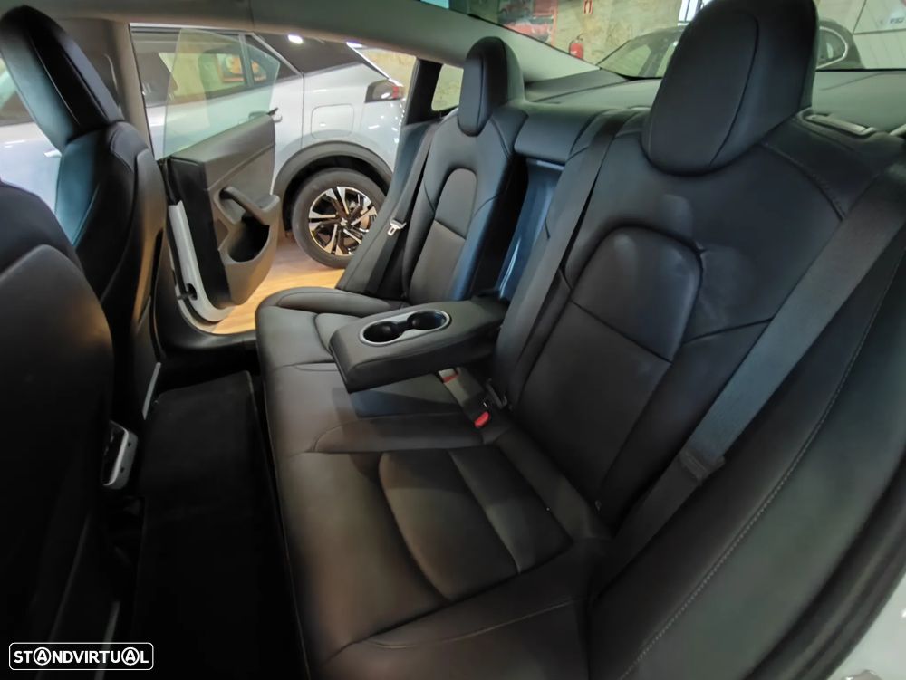 Tesla Model 3 Standard Range Plus RWD - 18