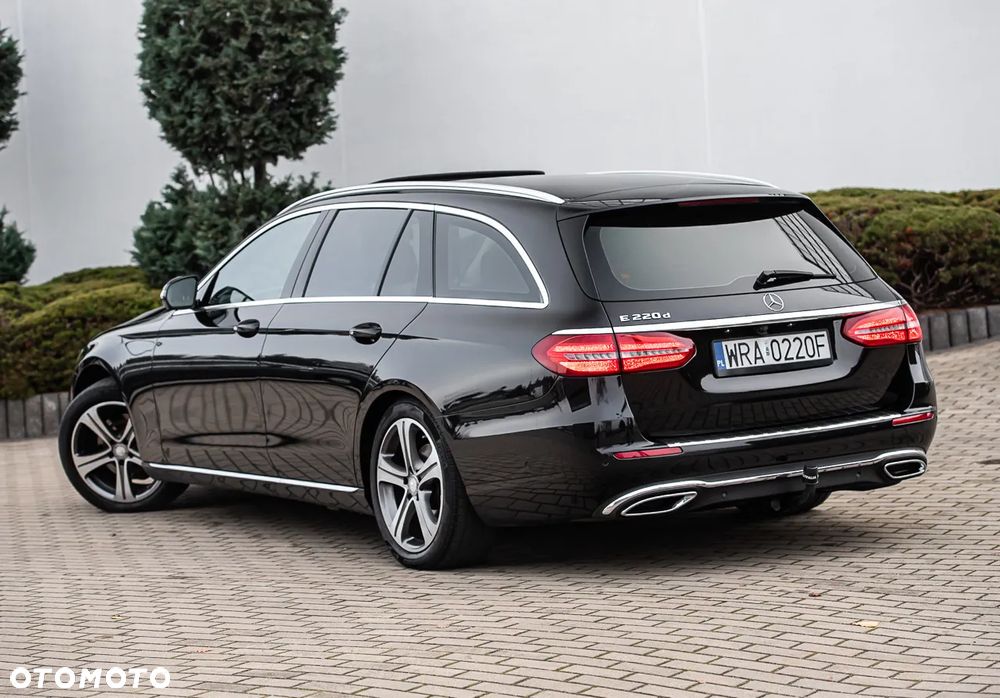 Mercedes-Benz Klasa E 220 d Business Edition 9G-TRONIC - 9