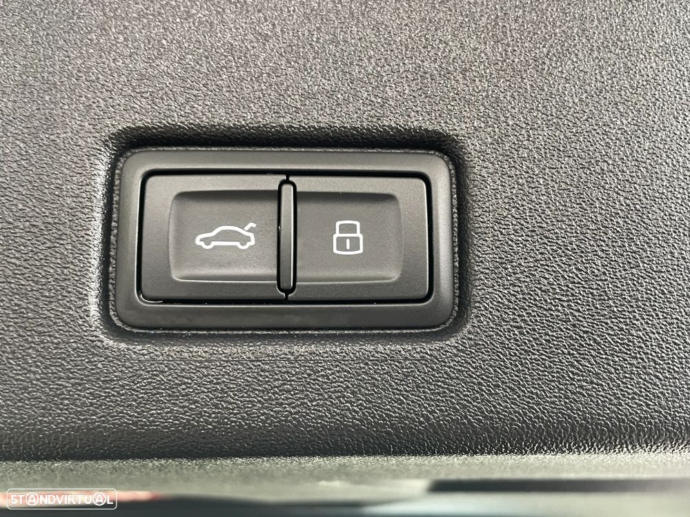 Audi Q4 e-tron 45 82 kWh SE Business Plus - 10
