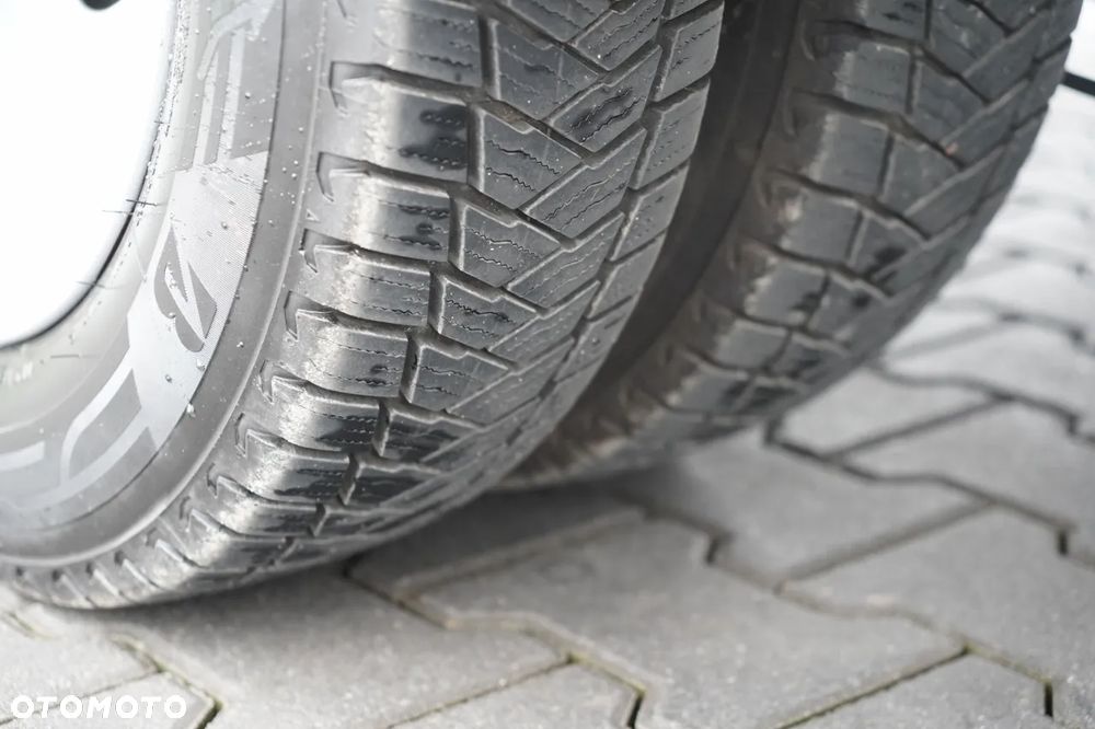 Iveco DAILY 35-130 / CHŁODNIA / AGREGAT XARIOS 350 /  2020 R / Sprowadzony - 15