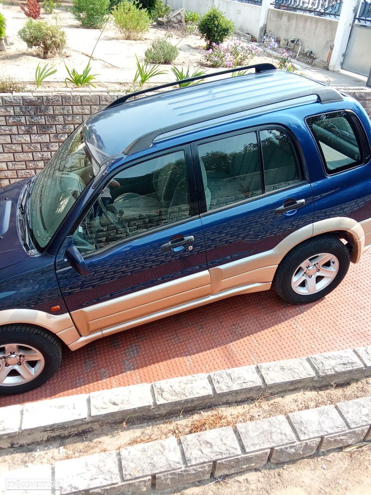 Suzuki Grand Vitara Metal Top 2.0 TDi - 14