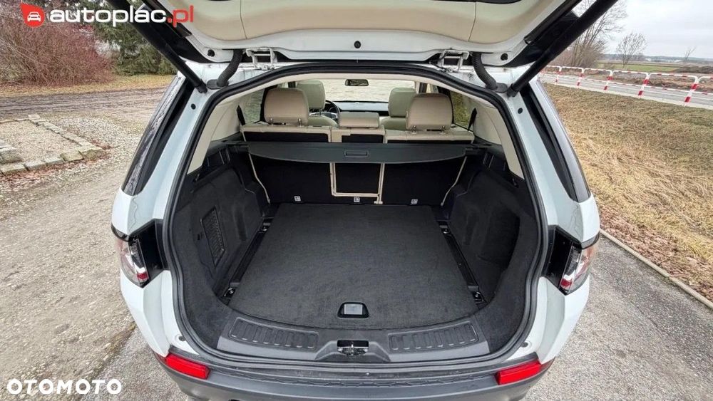 Land Rover Discovery Sport - 31