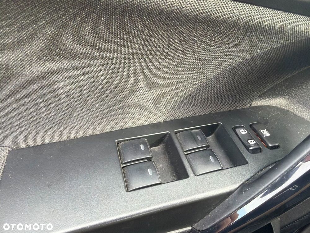 Toyota Auris - 21