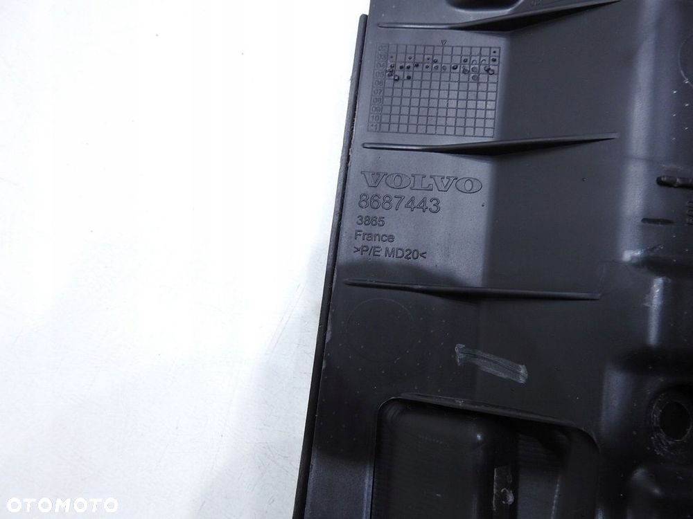 PODSZYBIE VOLVO V50 8687443 - 9