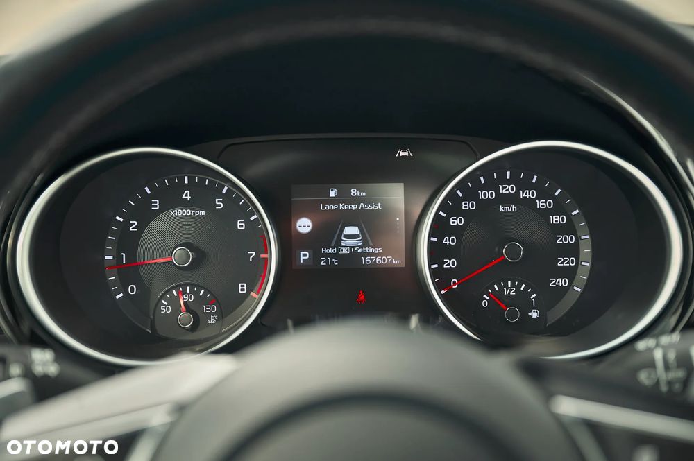 Kia Ceed 1.4 T-GDI DCT OPF GT Line - 32