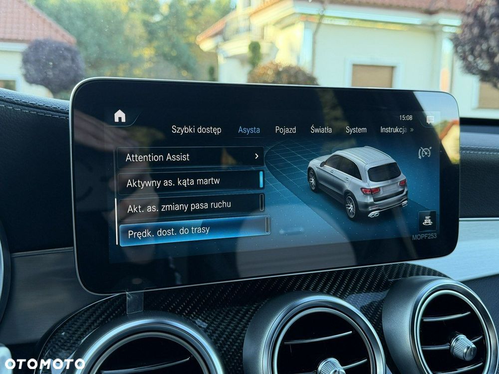 Mercedes-Benz GLC - 34