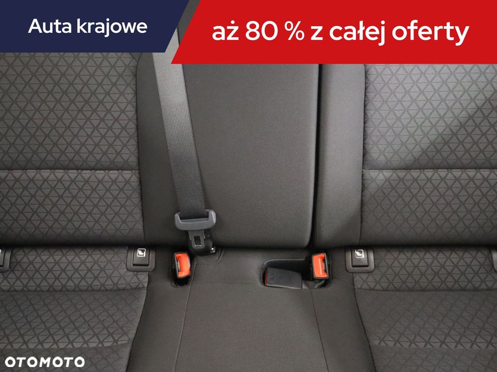 Kia Ceed - 12