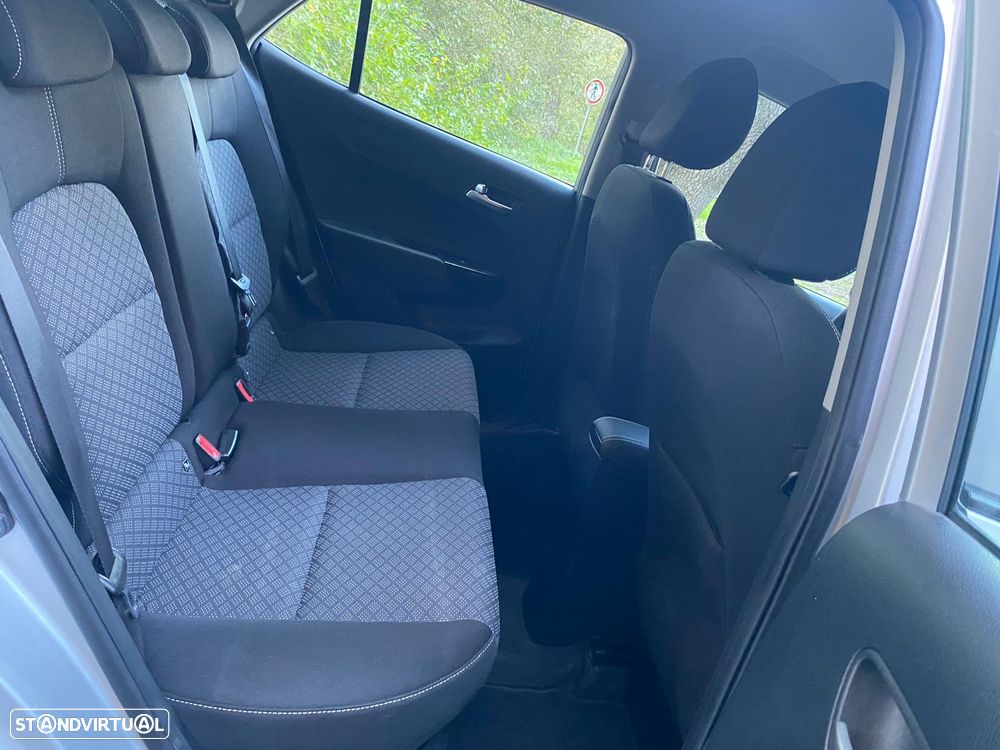 Kia Picanto 1.0 MPi Urban - 11