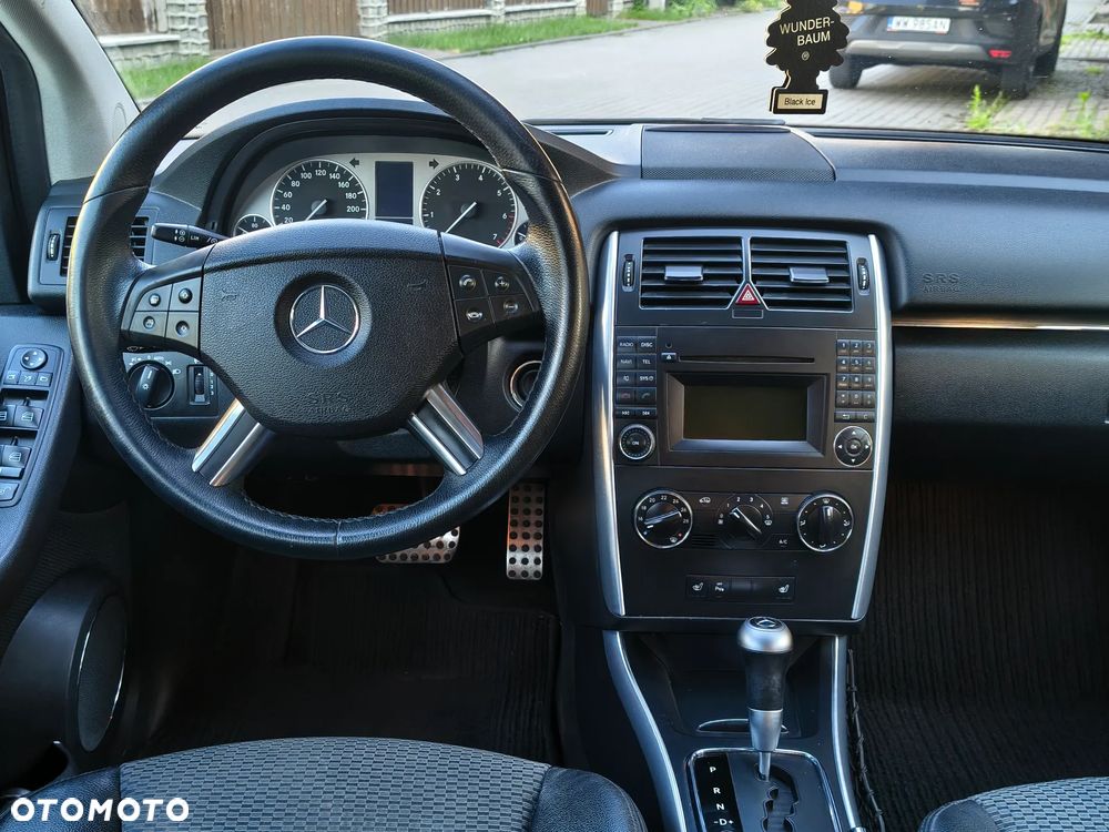 Mercedes-Benz Klasa B 180 EU5 - 8