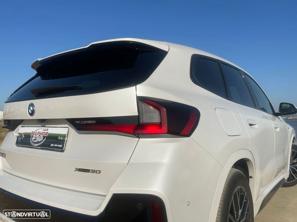 BMW iX1 xDrive30 Pack Desportivo M - 5