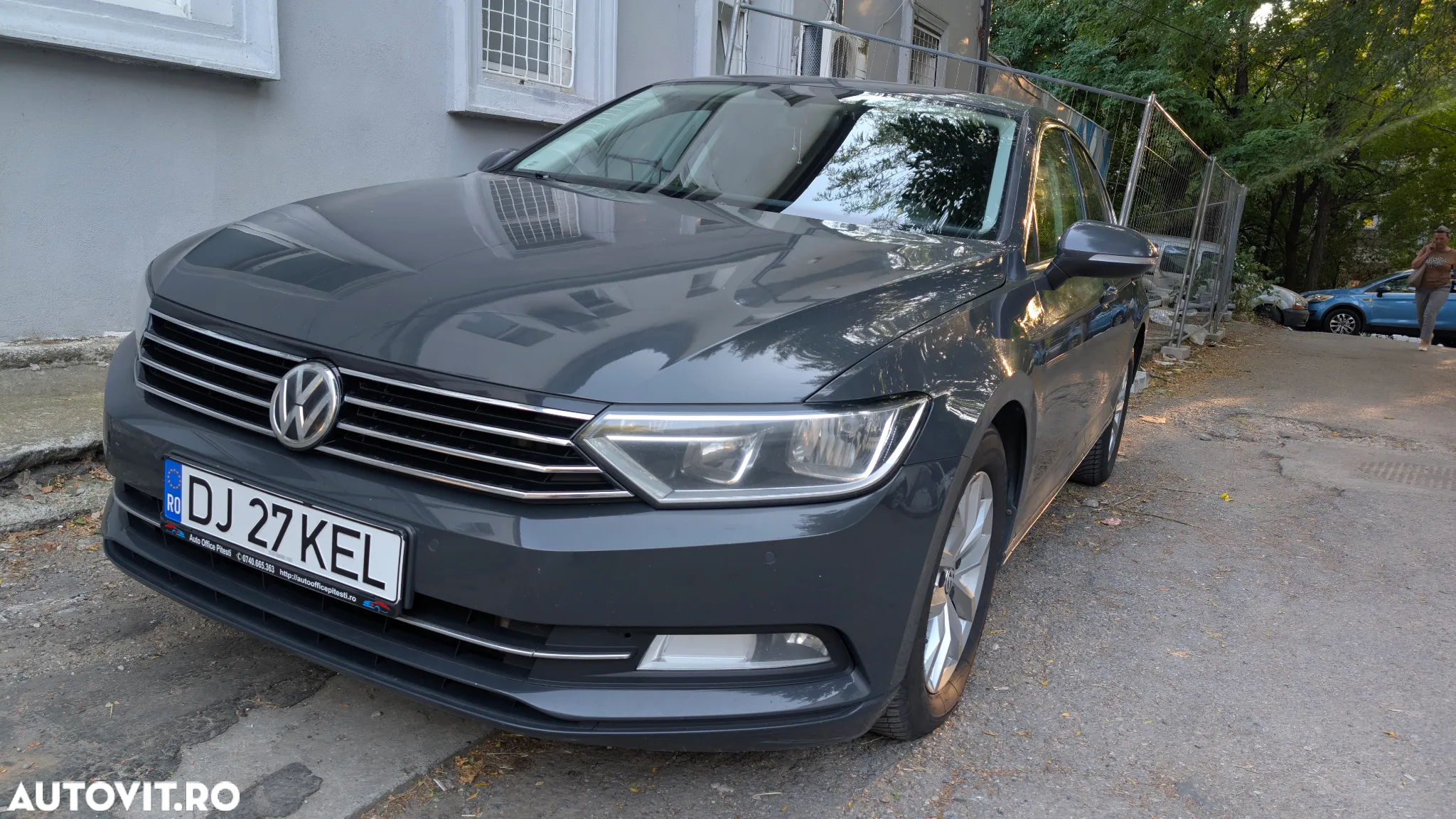 Volkswagen Passat Variant 2.0 TDI DSG Comfortline - 3