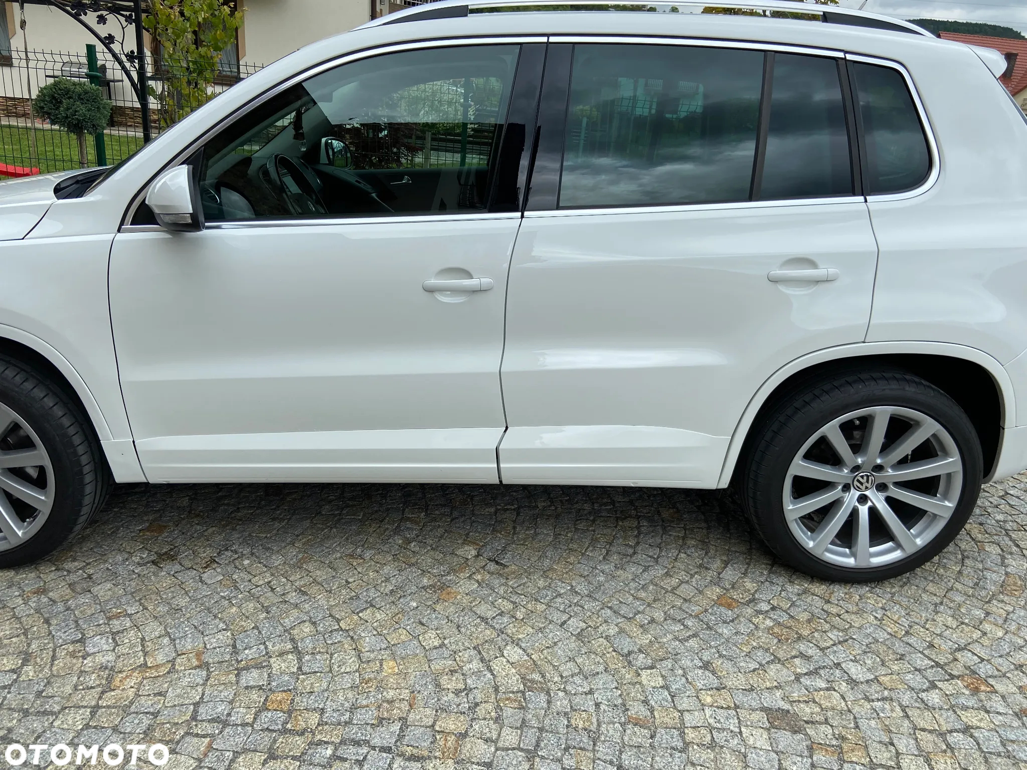 Volkswagen Tiguan 2.0 TDI 4Mot Perfectline R-Style - 3