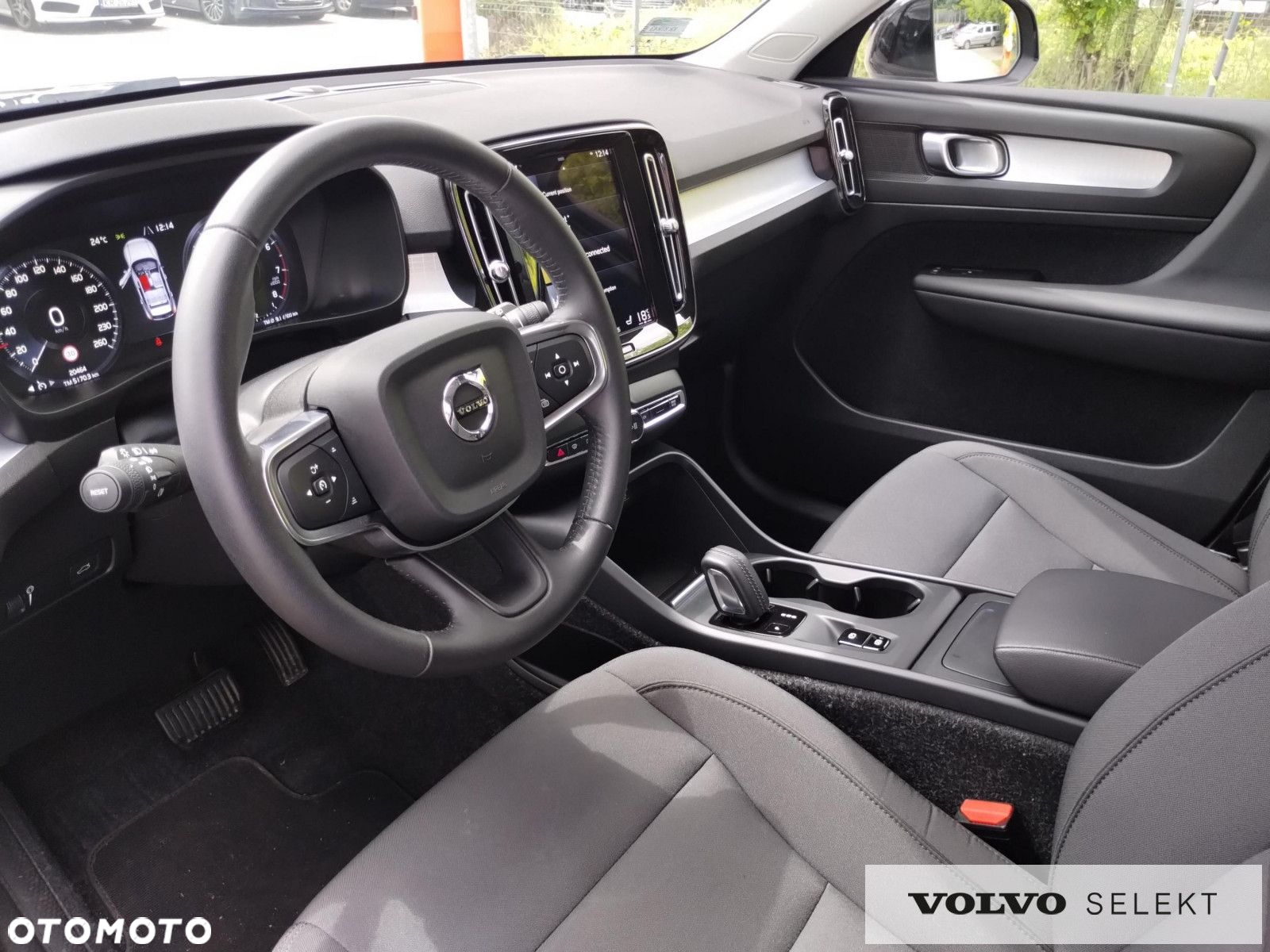 Volvo XC 40 - 18