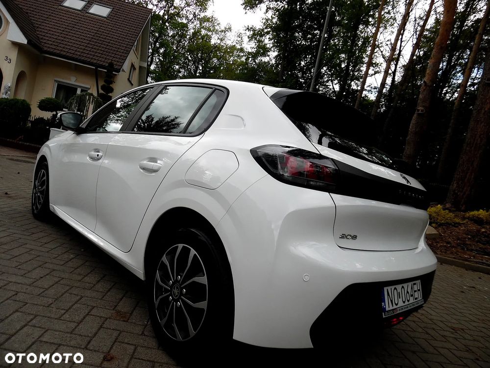 Peugeot 208 - 21