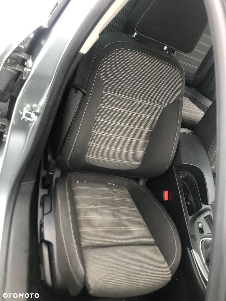 FOTELE KANAPA TAPICERKI DRZWI KOMPLET OPEL INSIGNIA A - 2