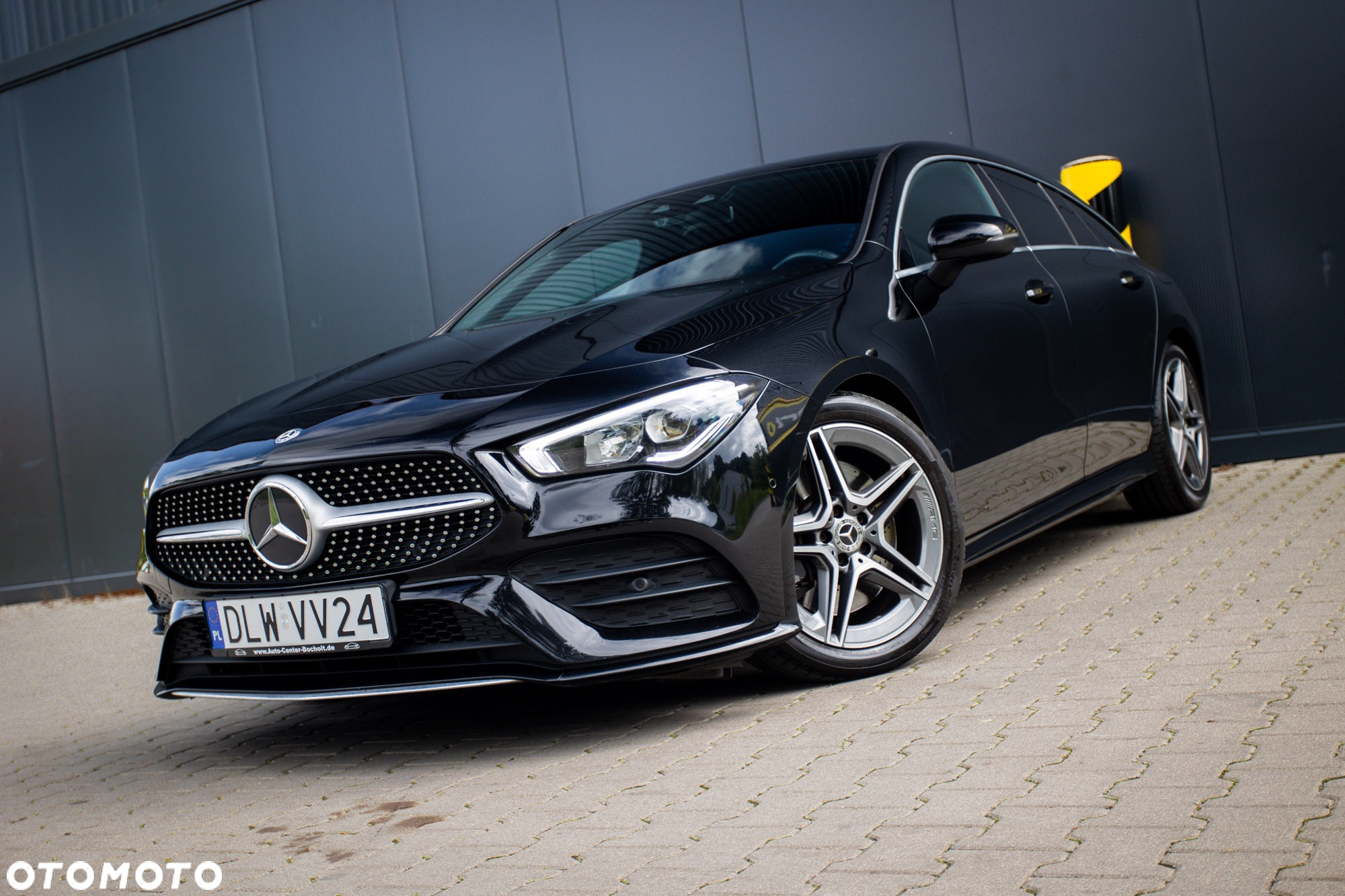 Mercedes-Benz CLA 250 4Matic Shooting Brake 7G-DCT AMG Line - 2