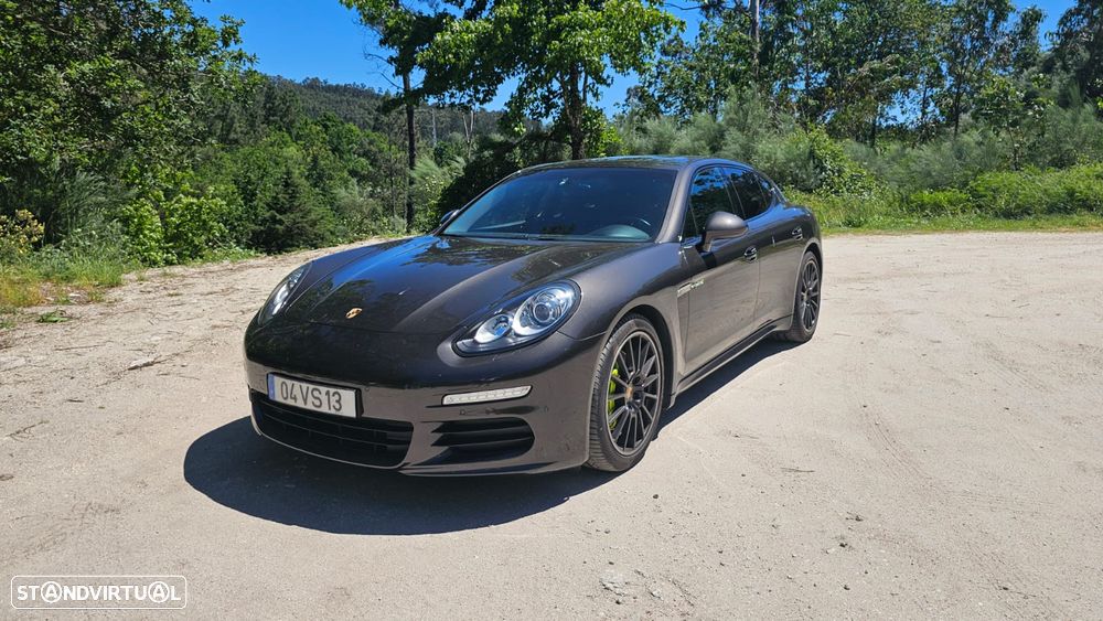Porsche Panamera - 5