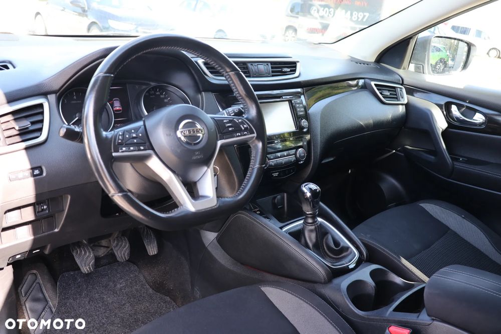 Nissan Qashqai 1.2 DIG-T Acenta EU6 - 7
