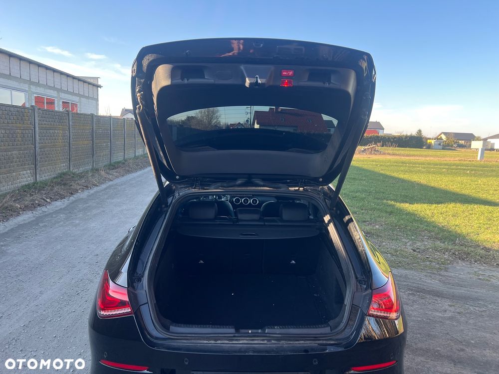 Mercedes-Benz CLA 180 7G-DCT Edition 2020 - 7