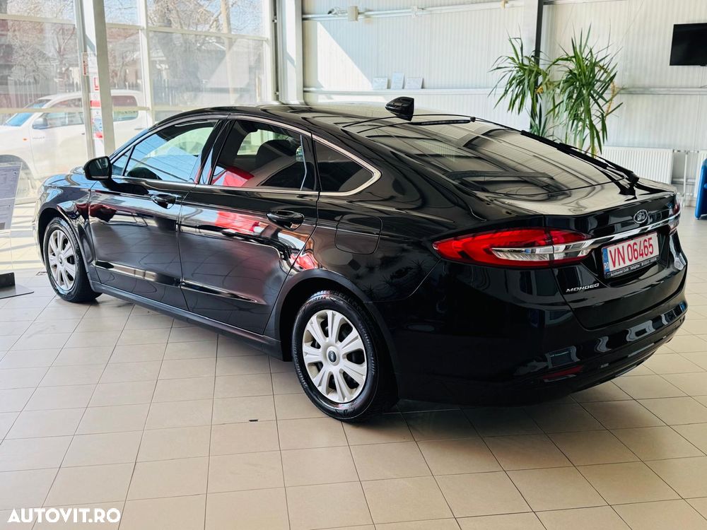 Ford Mondeo 2.0 TDCi Powershift Titanium - 6