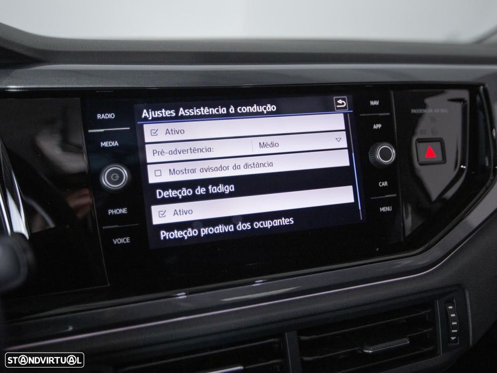 VW Polo 1.6 TDI Highline DSG - 32