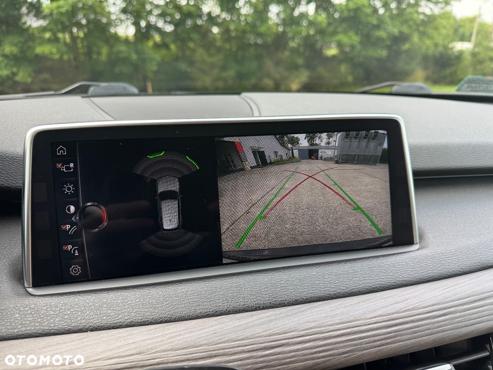 BMW X5 xDrive40d - 12