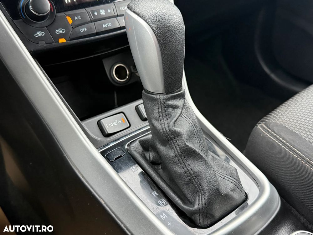 Suzuki S-Cross 1.6 DDIS TCSS 4x4 Comfort+ - 26