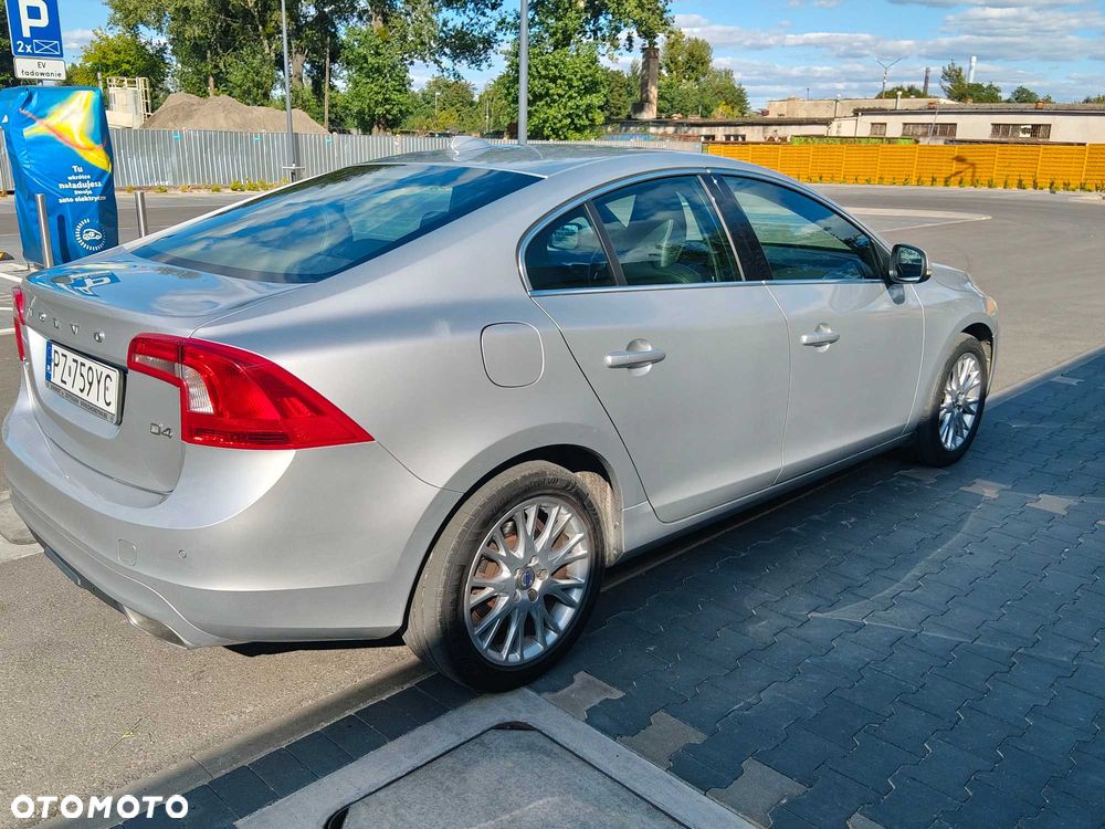 Volvo S60 - 5