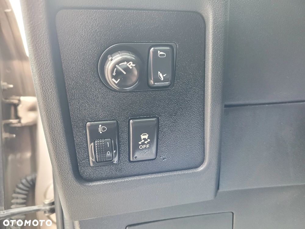 Nissan Qashqai+2 2.0 I-Way - 31