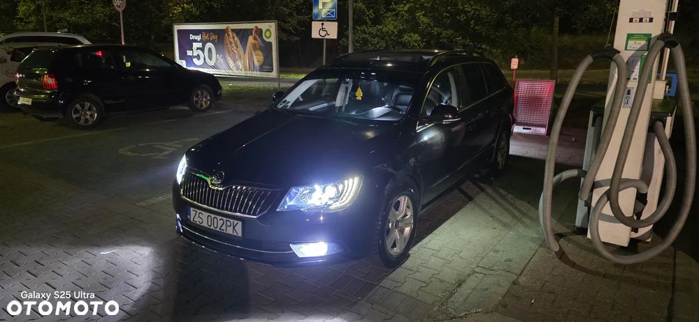 Skoda Superb 2.0 TDI Elegance - 32