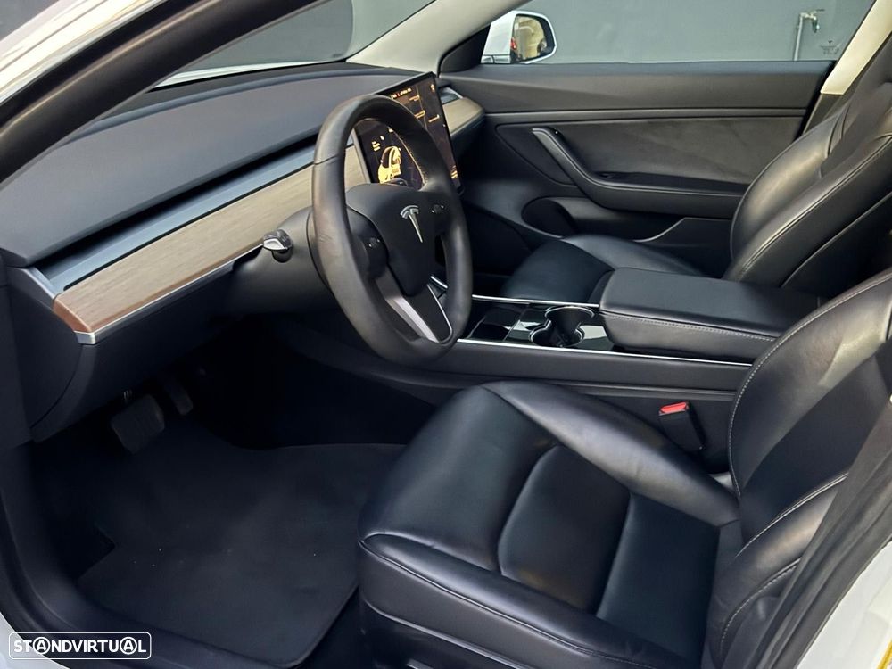 Tesla Model 3 Standard Range Plus RWD - 5