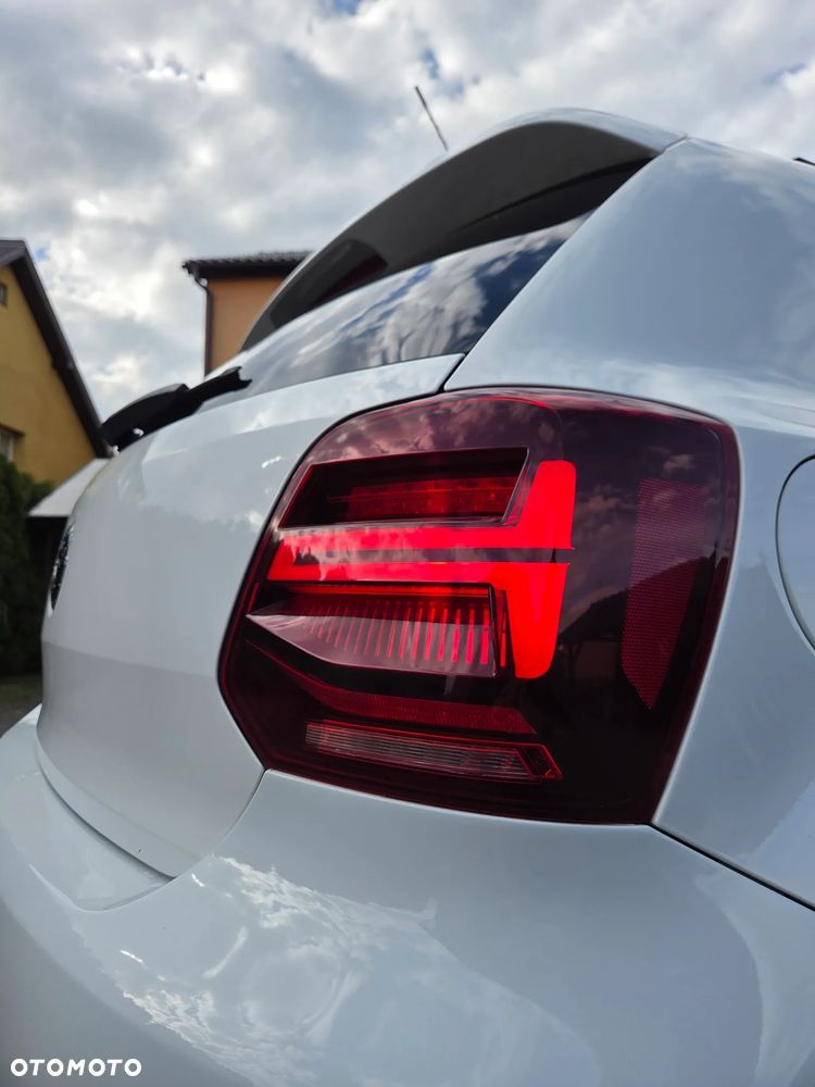 Volkswagen Polo - 25