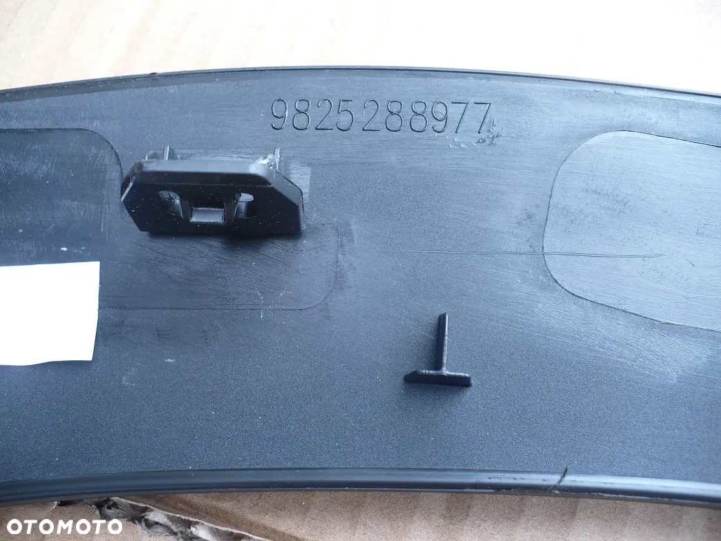 3008 II 5008 II 17-24 LISTWA LEWA BLOTNIKA PRZOD 9825288977 - 8