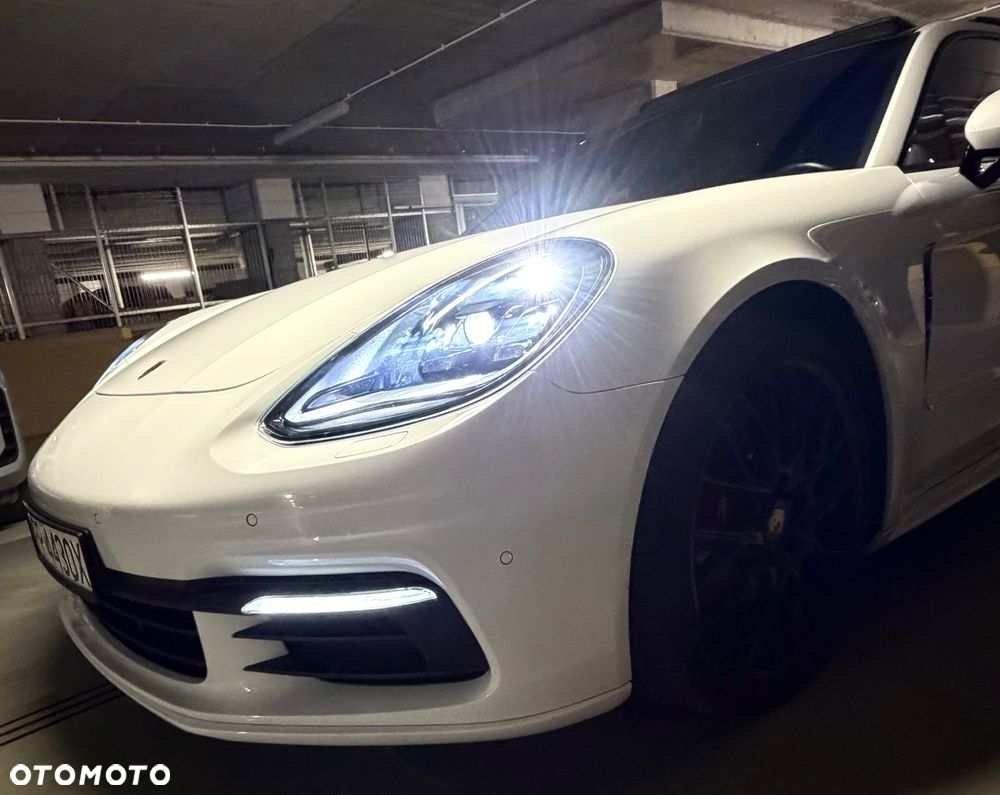 Porsche Panamera - 10