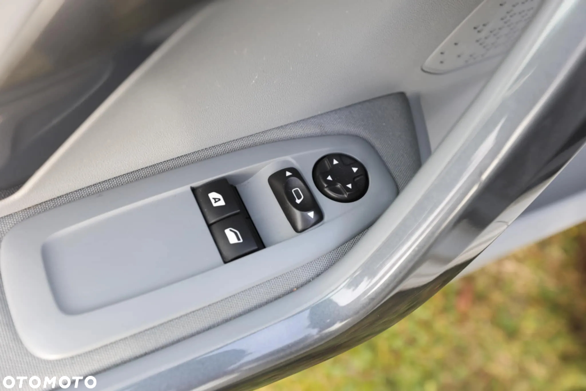 Peugeot 208 PureTech 82 Winter Edition - 13