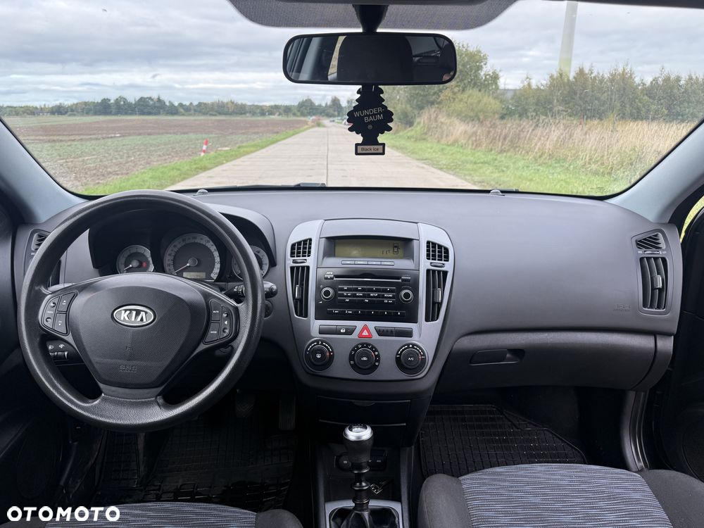 Kia ProCeed - 8