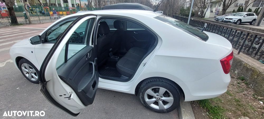 Skoda RAPID 1.2 TSI Active - 11
