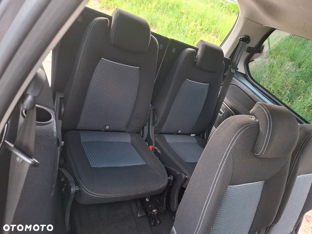 Ford Galaxy 2.0 TDCi DPF Ambiente - 10