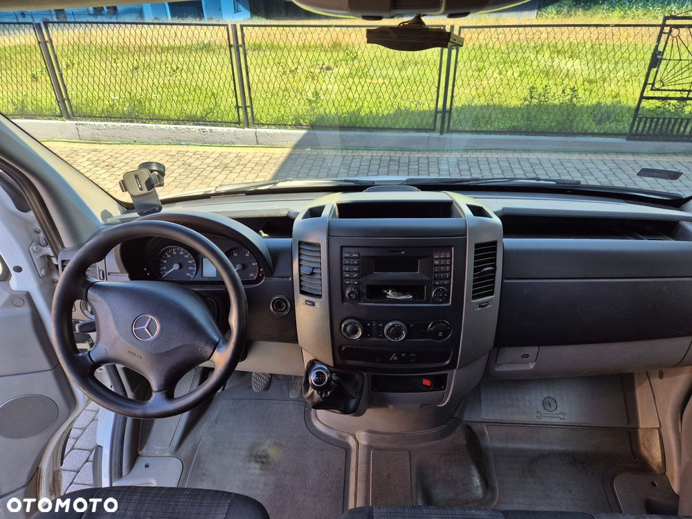 Mercedes-Benz Sprinter - 6