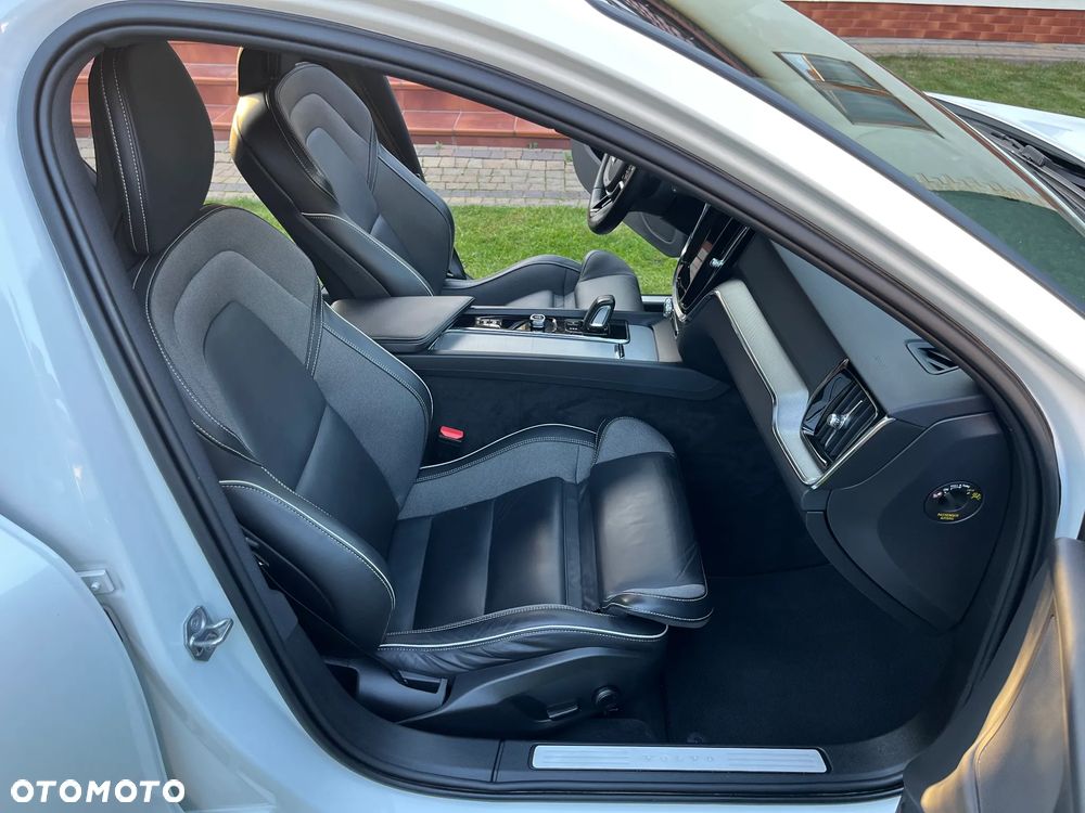 Volvo V60 B3 B Geartronic RDesign - 25