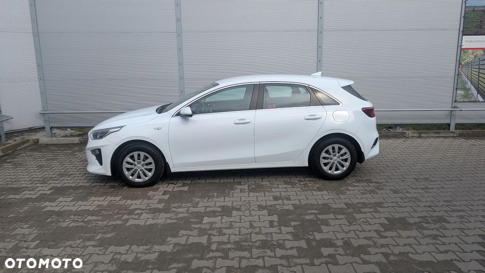 Kia Ceed 1.6 CRDi SCR M - 15