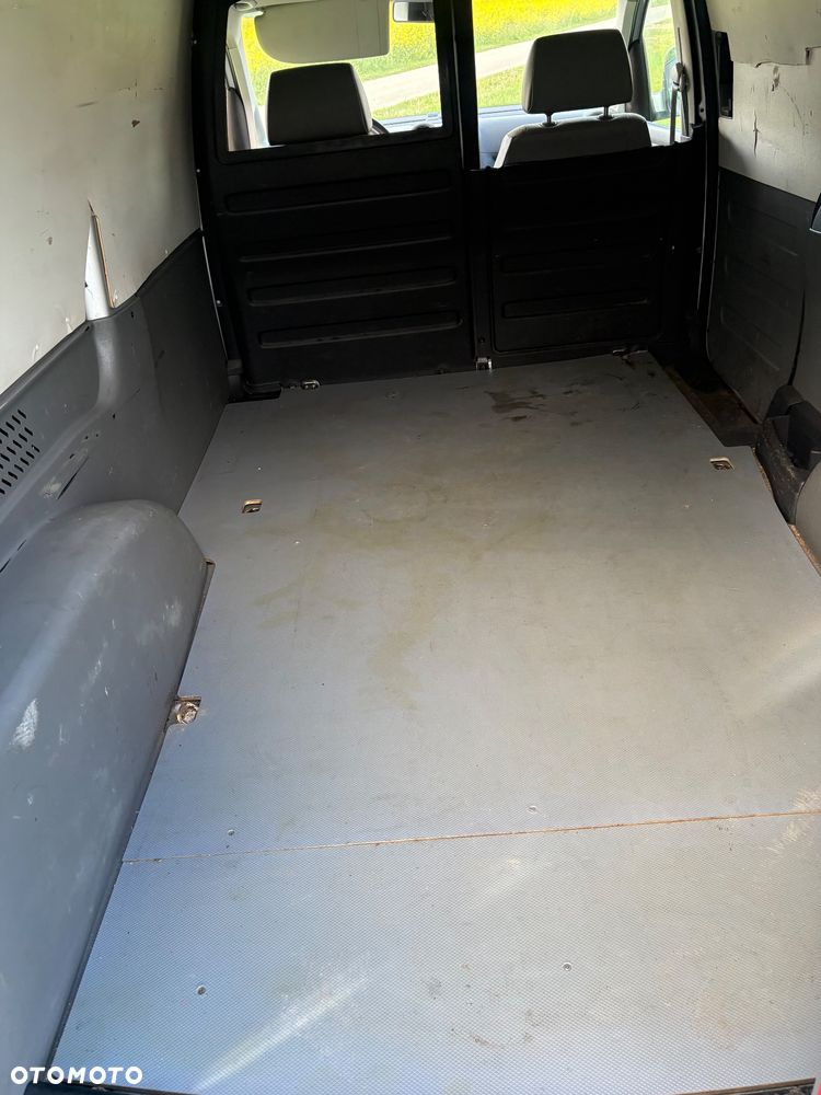 Volkswagen Caddy Comfortline 4Motion DSG - 9