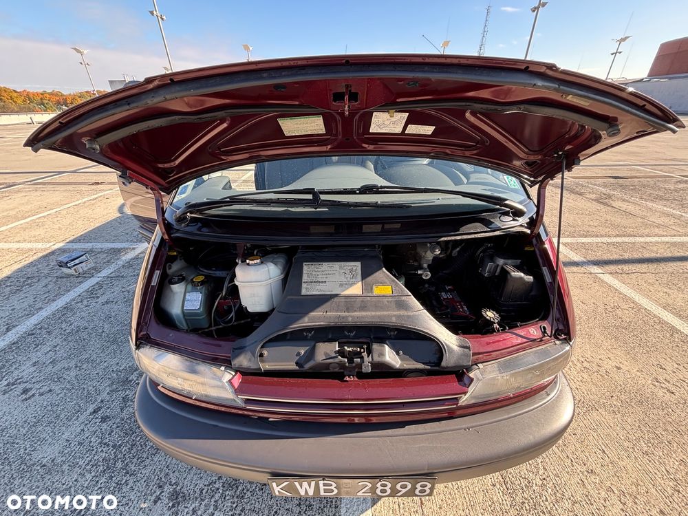 Toyota Previa 2.4 - 12