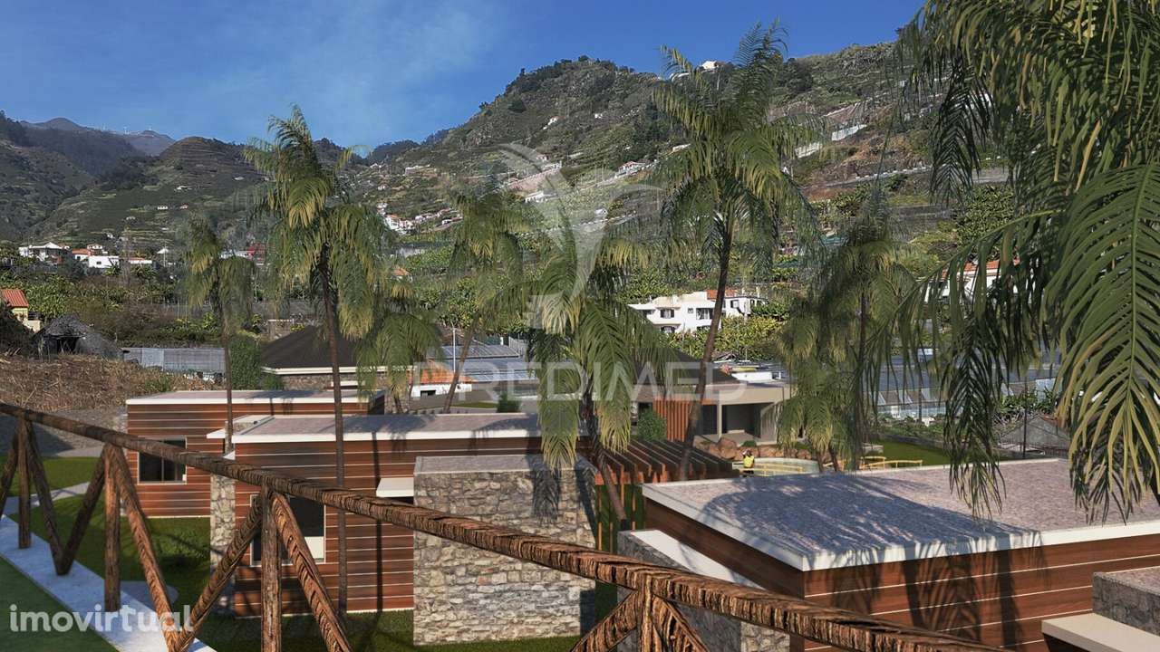 Terreno com projeto aprovado para construção de aldeamento turístico - Grande imagem: 3/24