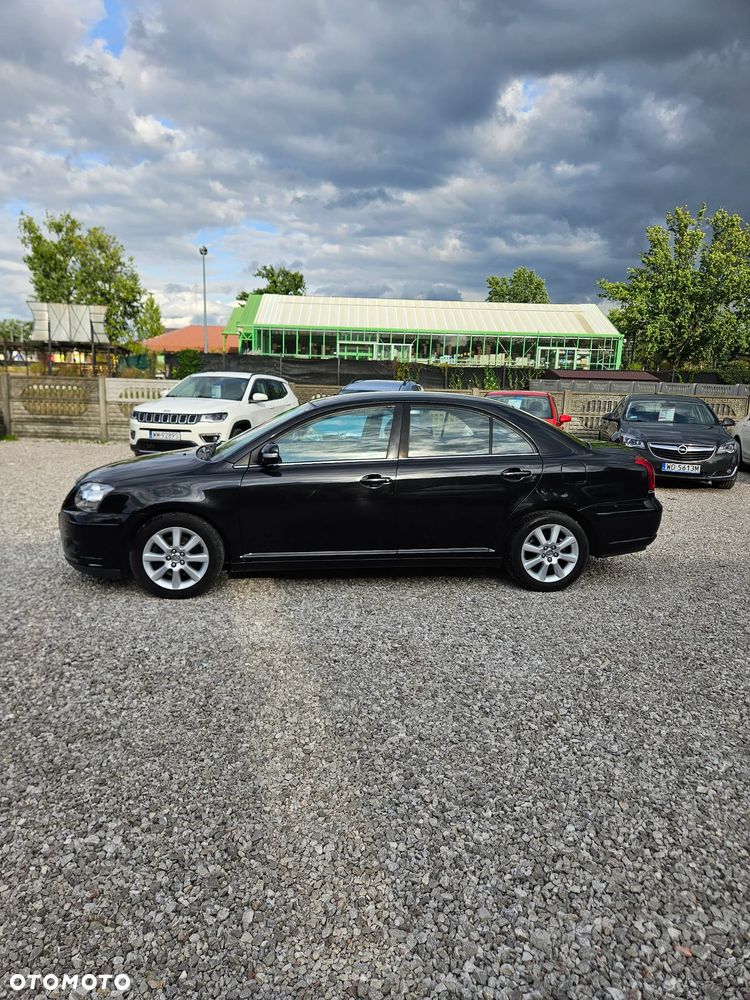 Toyota Avensis 2.0 D-4D Premium - 14