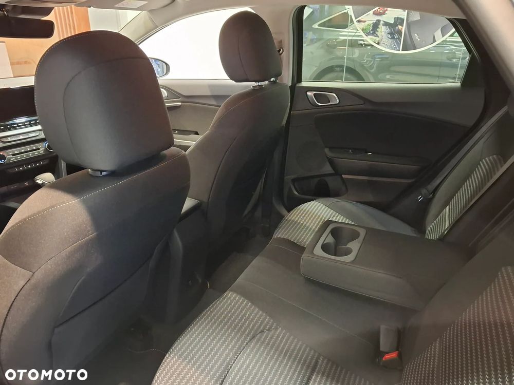 Kia XCeed 1.6 T-GDI M DCT - 22