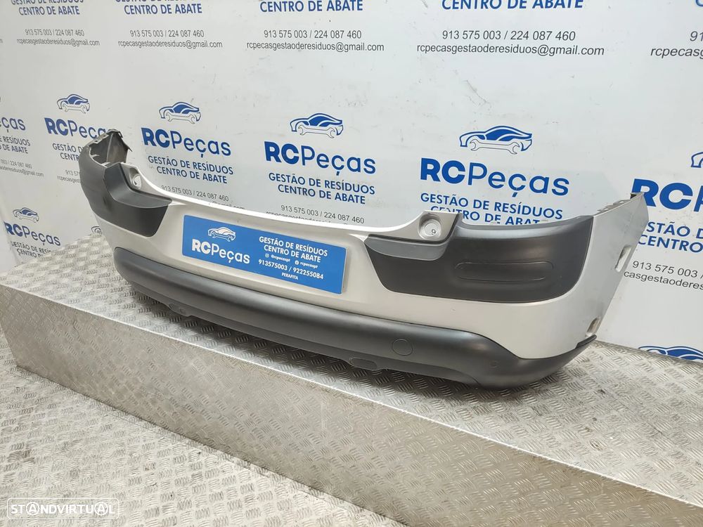 Parachoques trás traseiro original Citroen C4 Cactus Mk1 fase 1 de 2014 a 2017 com sensores de estacionamento - 6