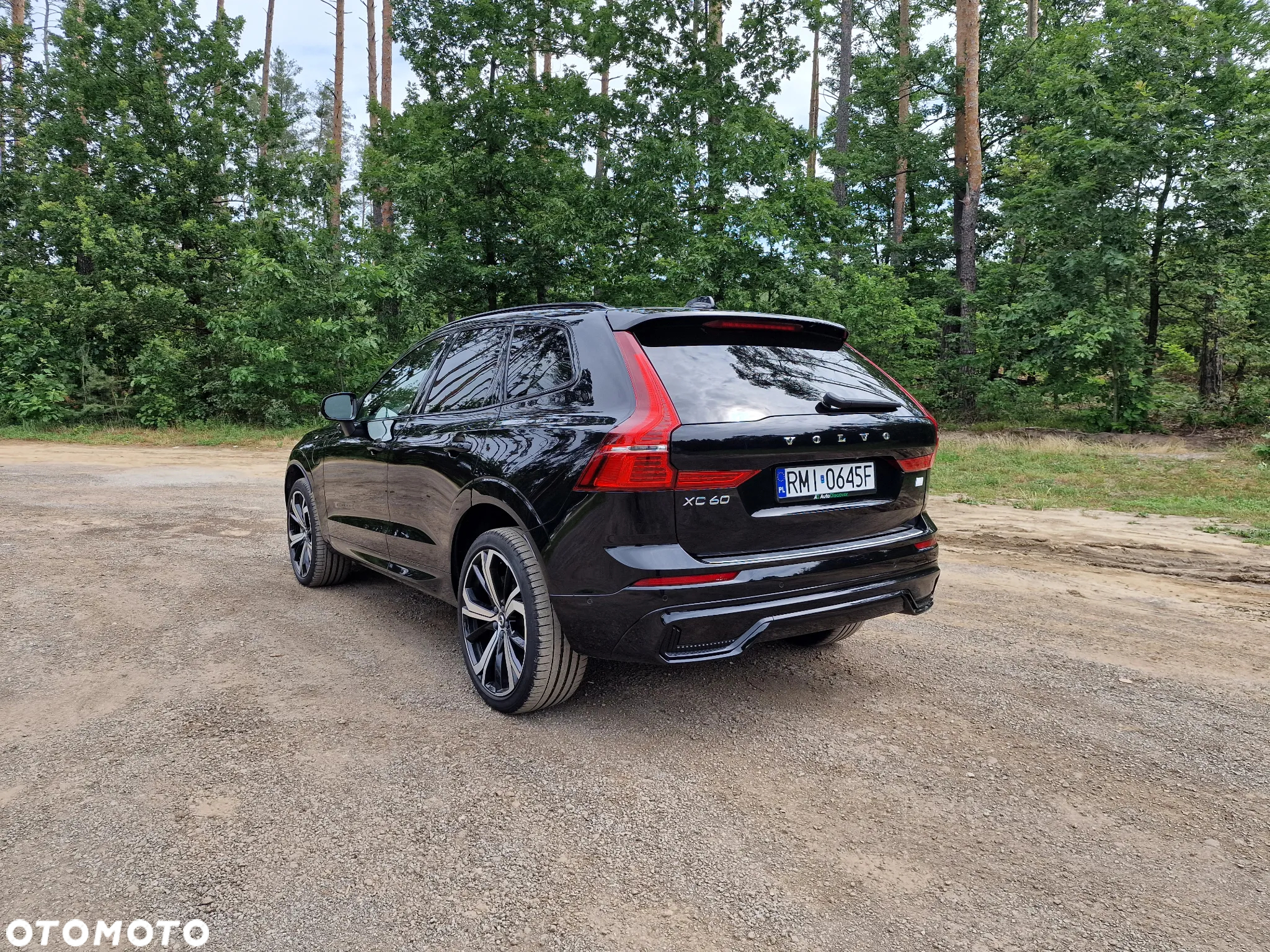 Volvo XC 60 T8 Plug-In Hybrid AWD R-Design - 7